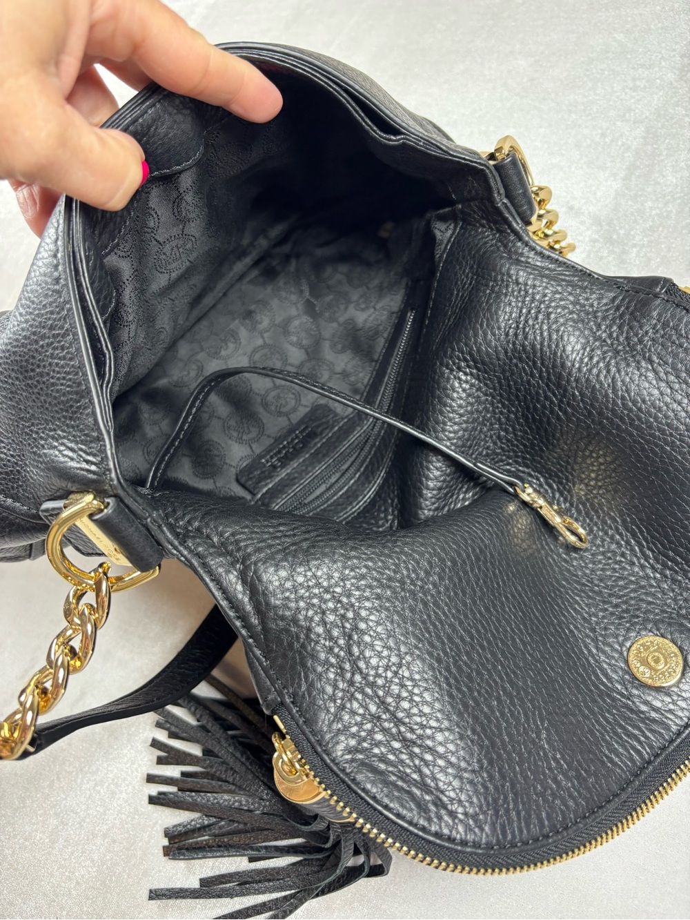 Michael Kors Black Pebbled Leather Tassel Shoulder Bag Gold Chain Hobo Purse - Picture 7 of 14